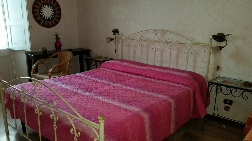 Il Balcone Sullo Stretto Panzió Reggio di Calabria Szoba fotó